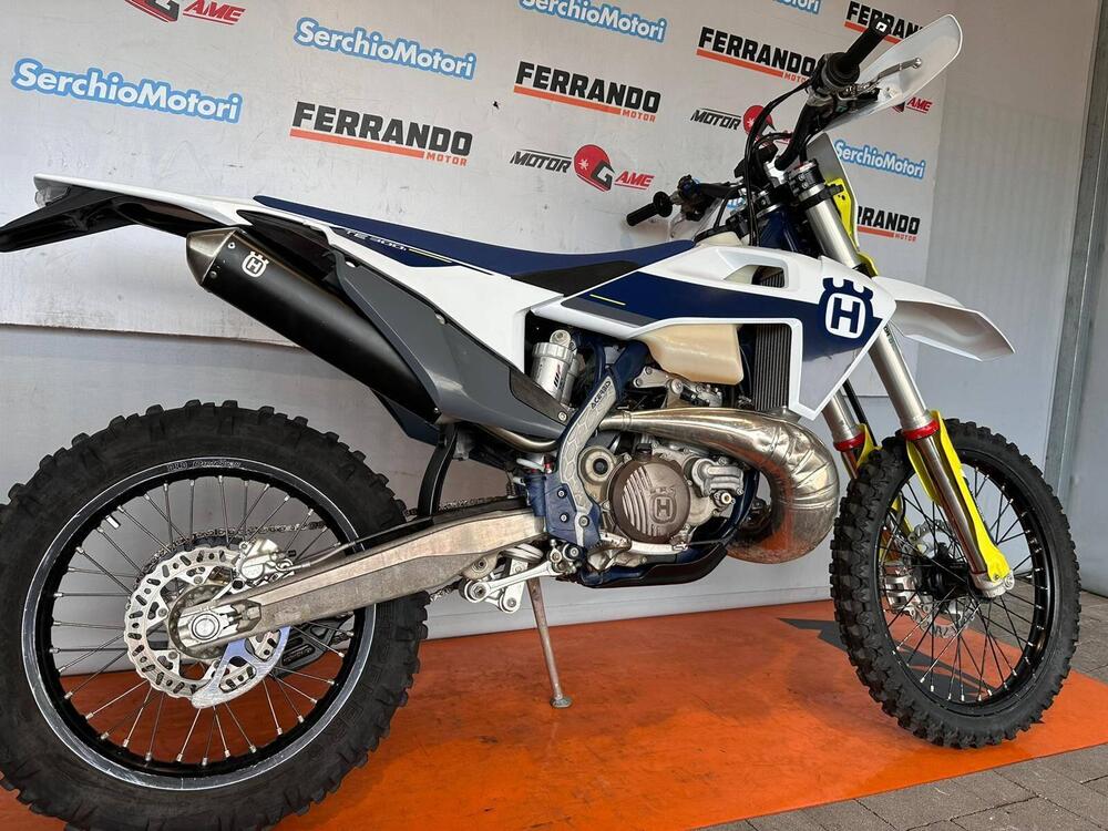 Husqvarna TE 300i (2020) (3)