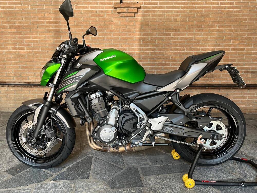 Kawasaki Z 650 (2017 - 19) (2)