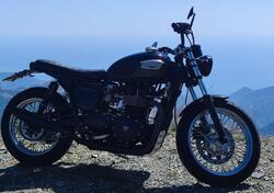 Triumph Bonneville 800 (2002 - 07) usata