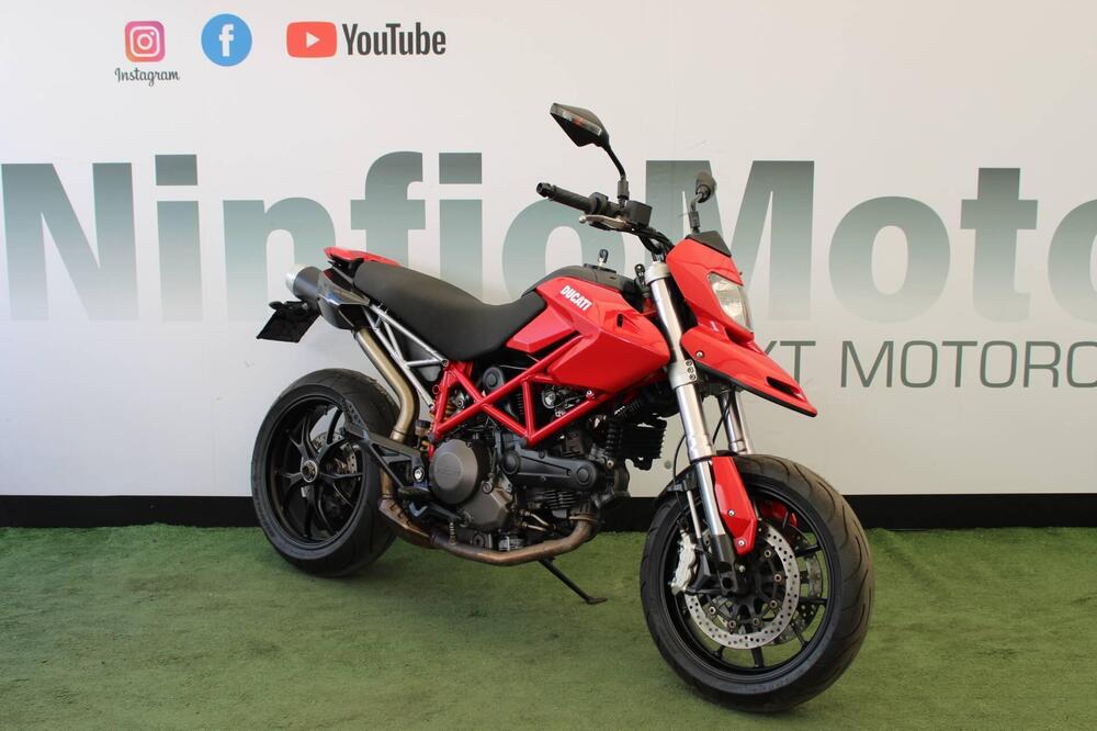 Ducati Hypermotard 796 (2012) (2)