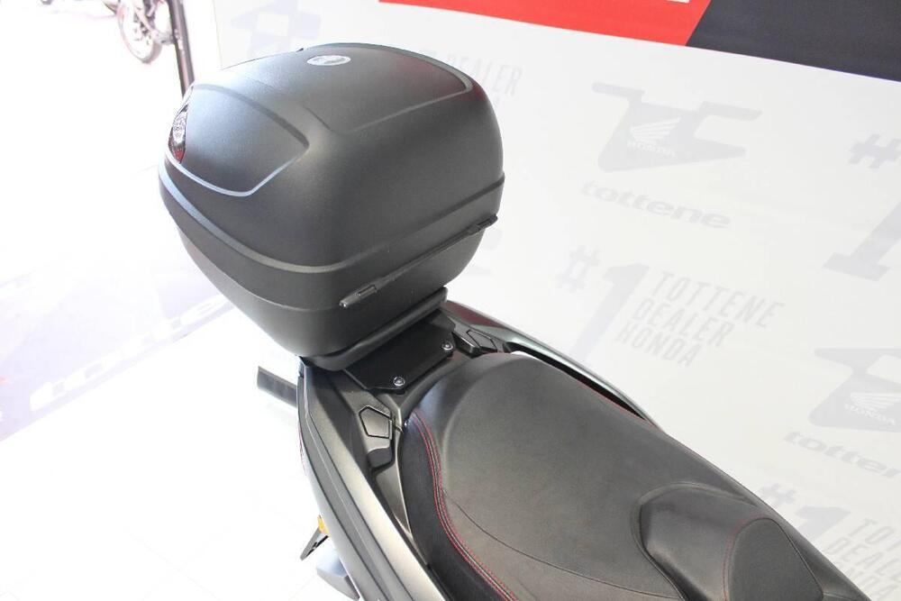 Suzuki Burgman AN 400 (2017 - 20) (5)