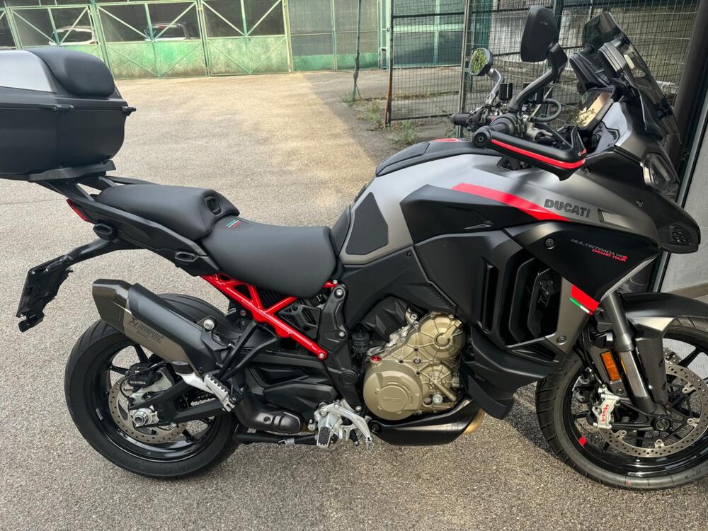 Ducati Multistrada V4 S Grand Tour (2024) (2)