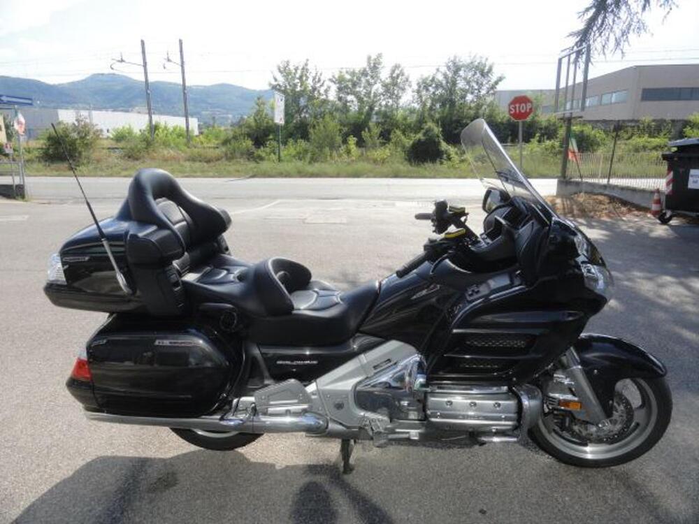 Honda GL 1800 Gold Wing (2007 - 11) (5)