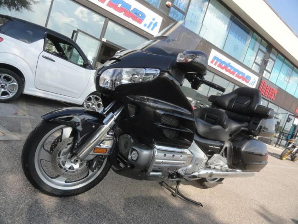 Honda GL 1800 Gold Wing (2007 - 11) (2)