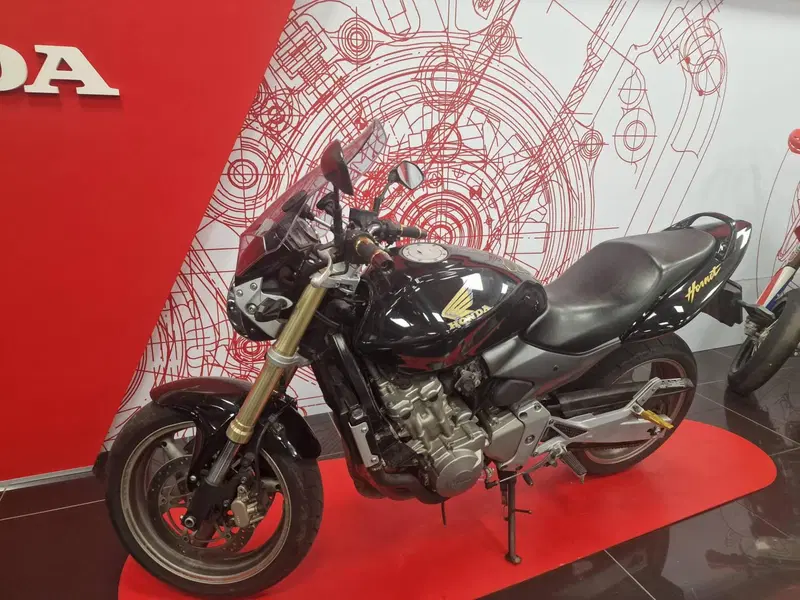 Honda Hornet 600 (2005 - 06) (5)