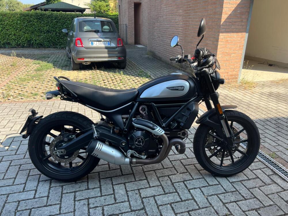 Ducati Scrambler 800 Icon Dark (2021 - 22)