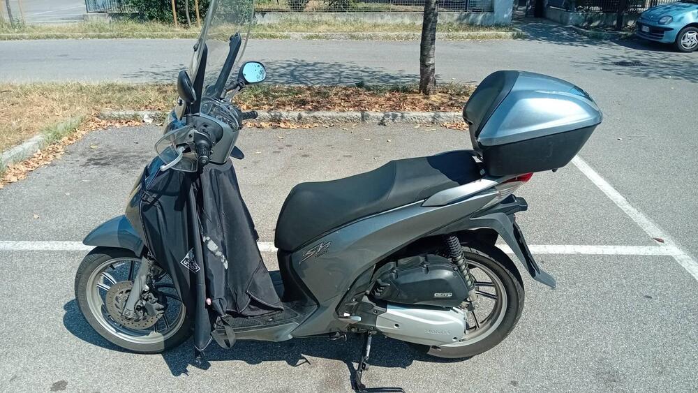 Honda SH 150 i ABS (2013 - 16) (4)