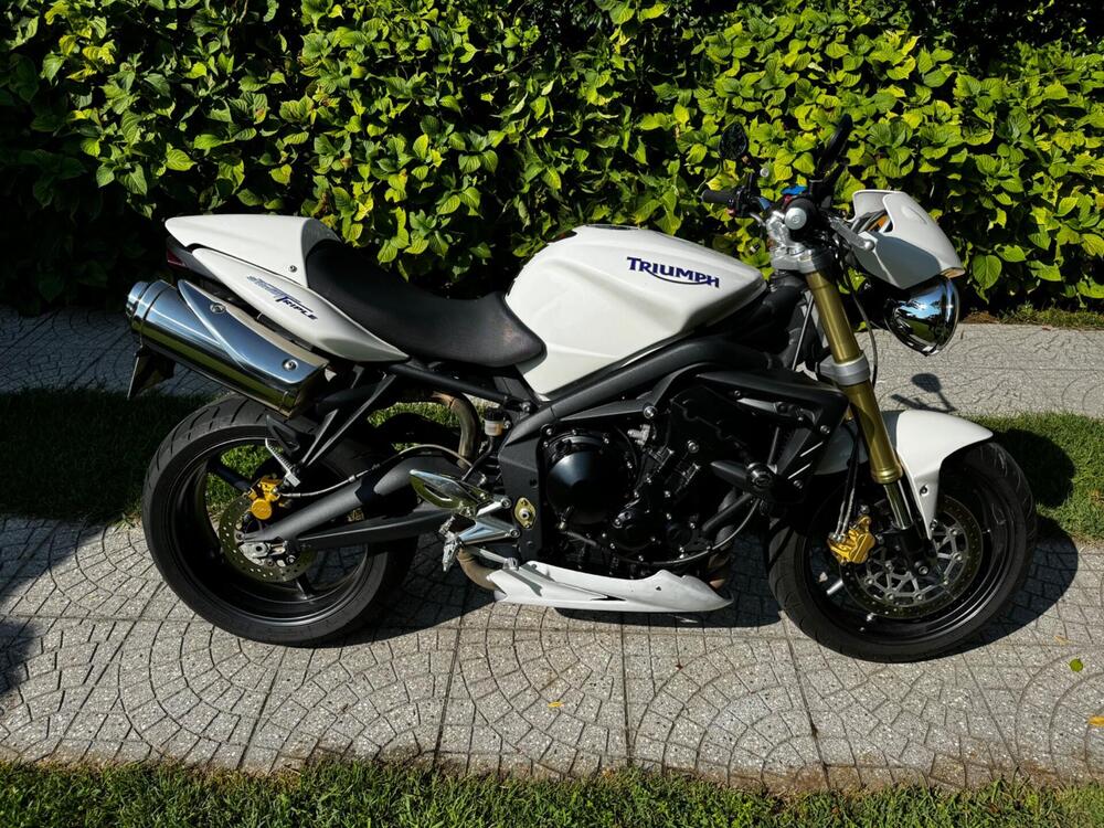 Triumph Street Triple (2007 - 12)