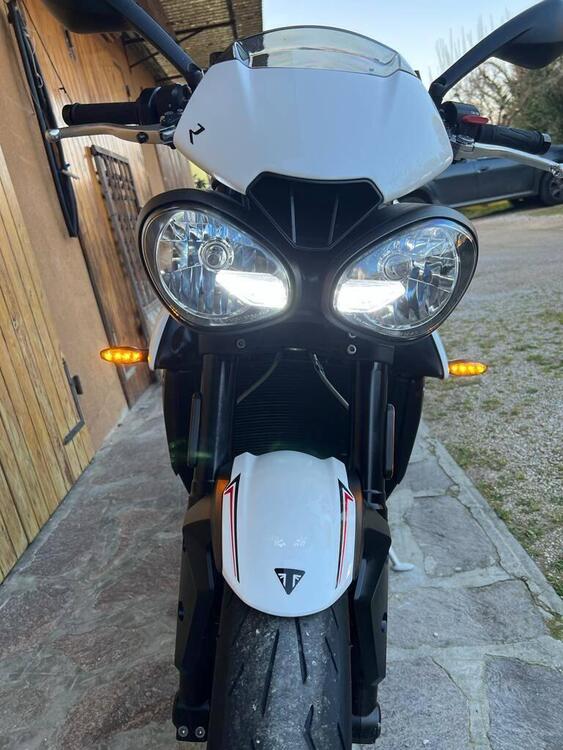 Triumph Street Triple R (2017 - 20) (5)