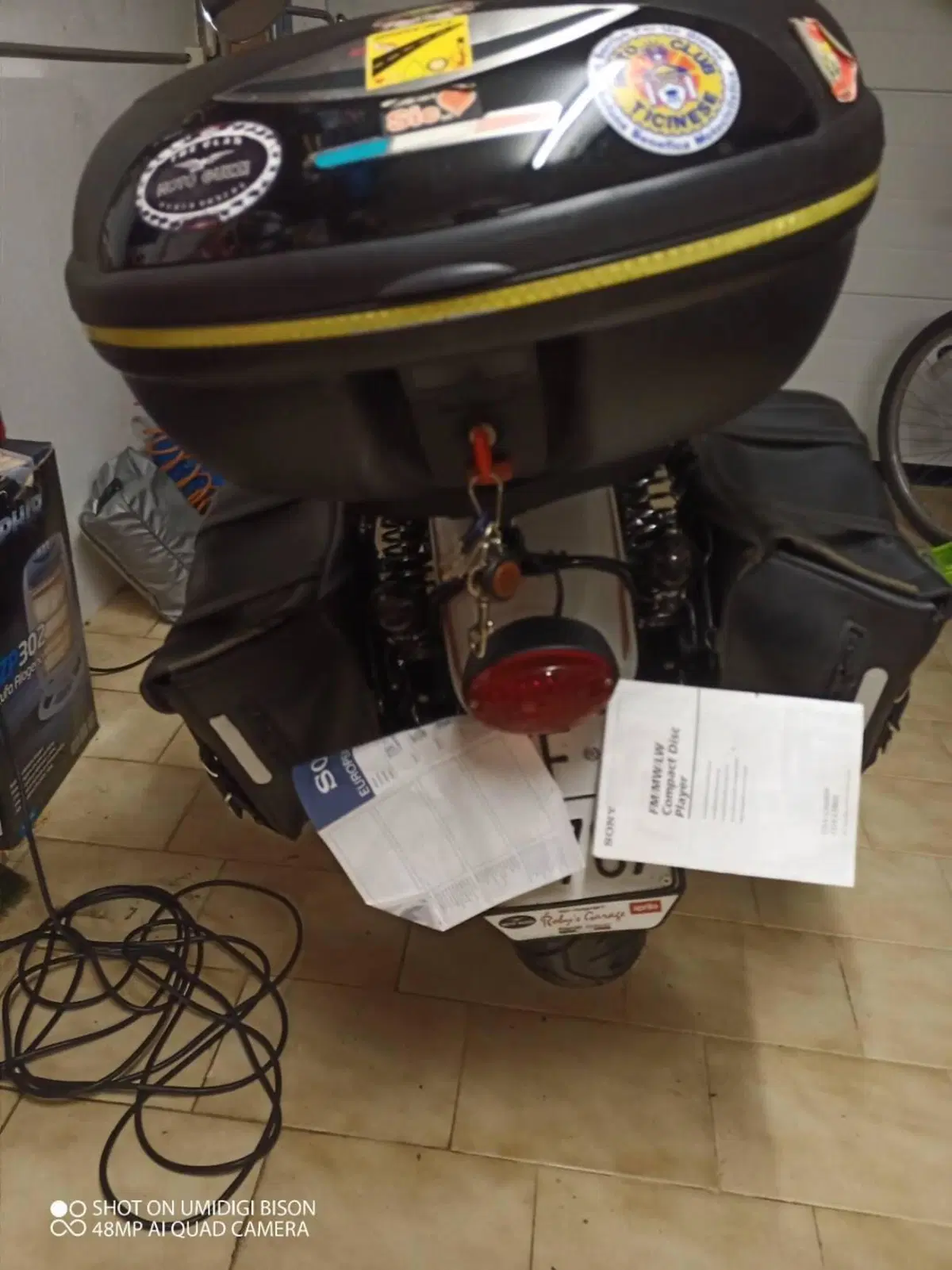 Moto Guzzi V9 Roamer (2016 - 18) (14)