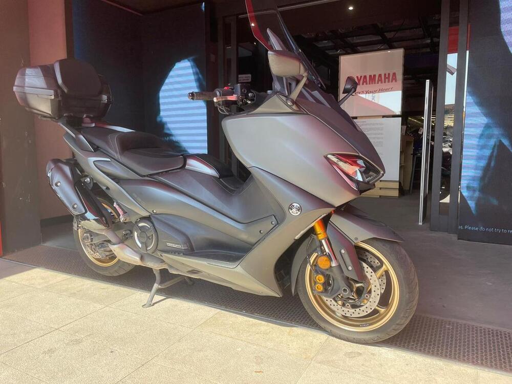 Yamaha T-Max 560 Tech Max (2021) (2)