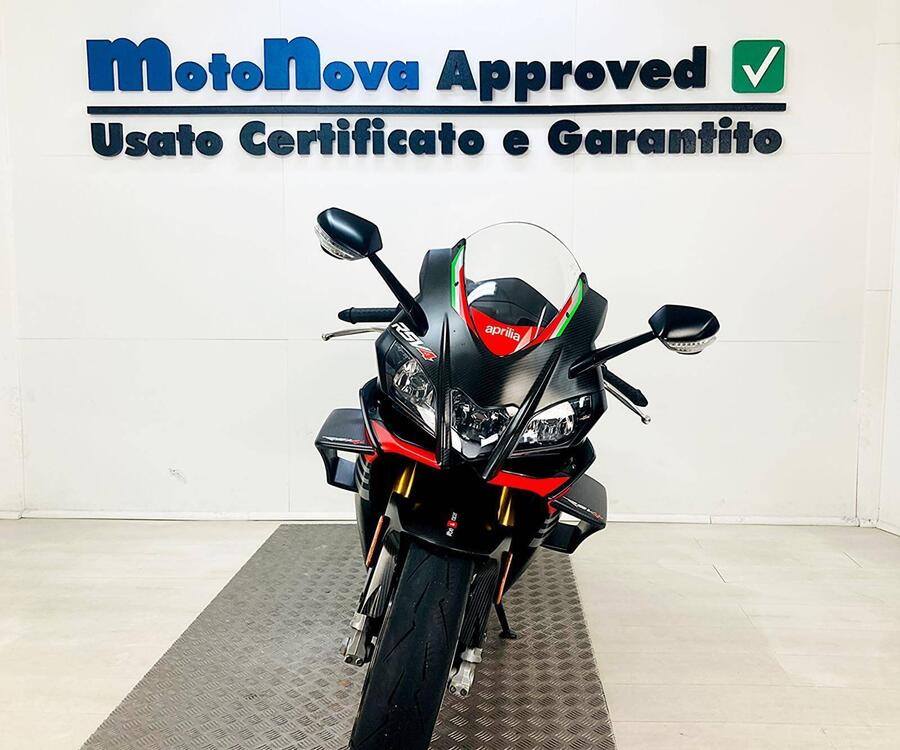 Aprilia RSV4 1100 Factory (2021 - 24) (2)