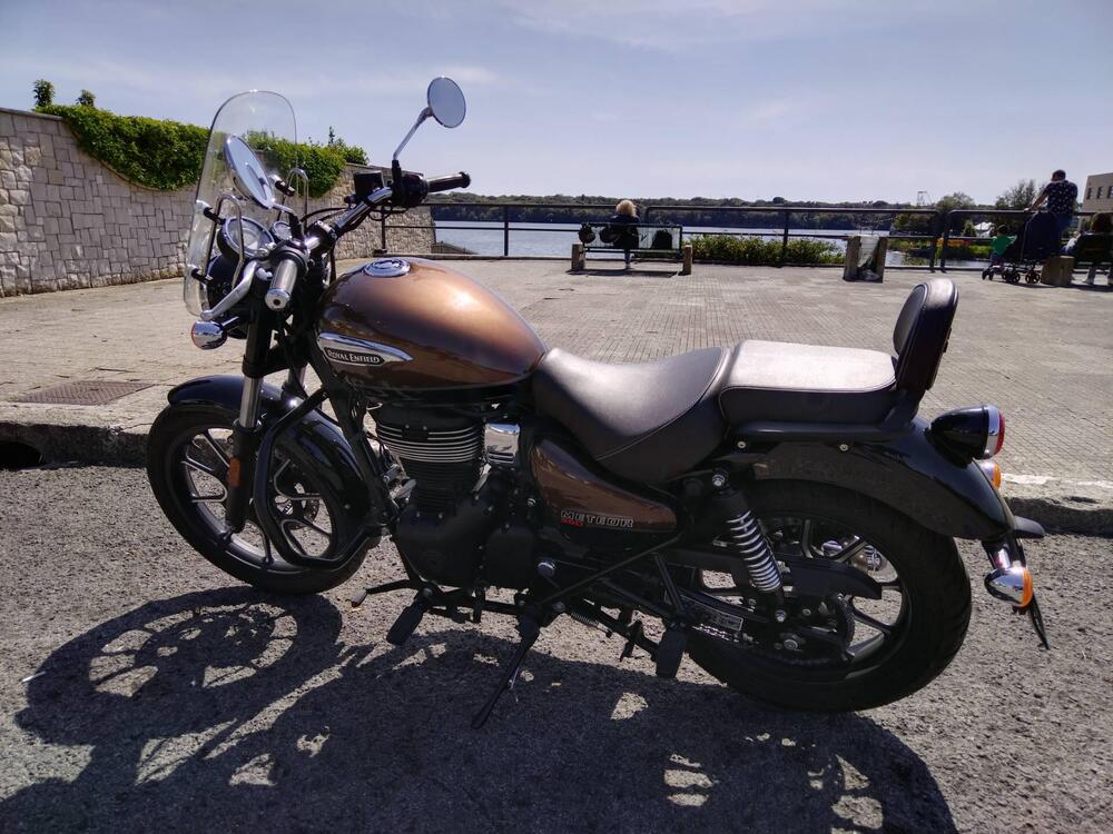 Royal Enfield Meteor 350 Supernova (2021 - 24) (2)