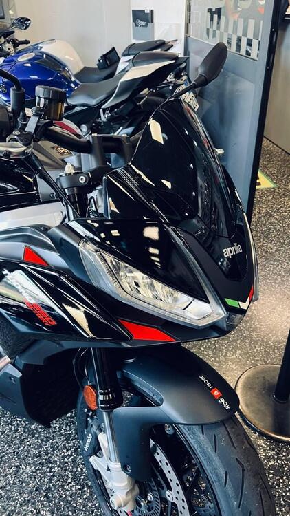 Aprilia Tuono 660 Factory (2022 - 24) (2)