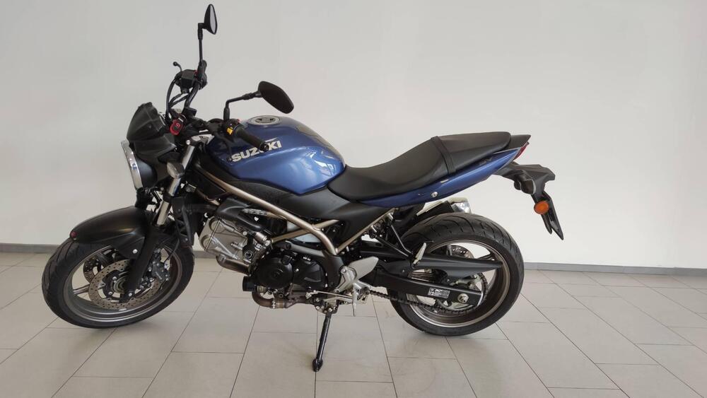 Suzuki SV650 (2021 - 24) (4)