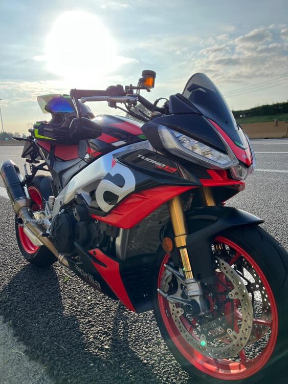 Aprilia Tuono 1100 V4 Factory (2021 - 24)