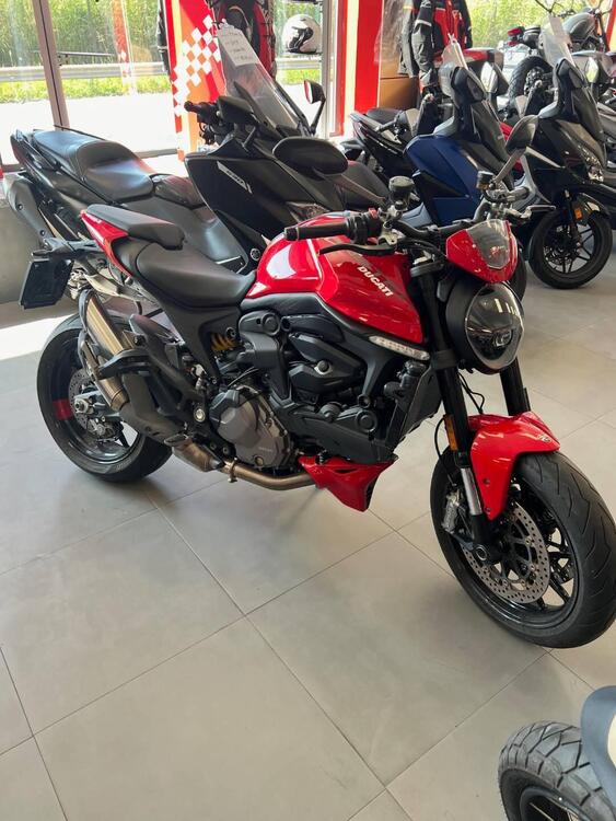 Ducati Monster 937 (2021 - 24) (2)