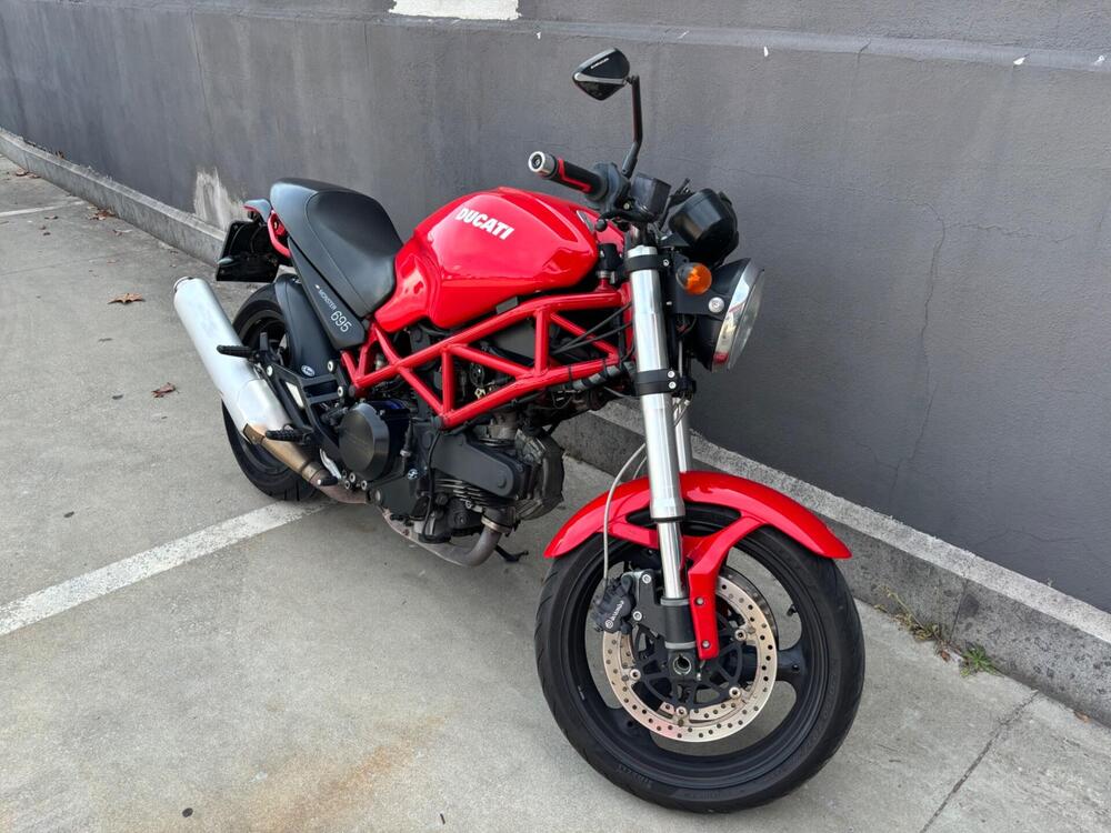 Ducati Monster 695 (2006 - 08) (4)