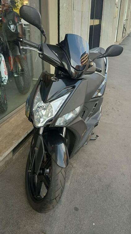 Kymco Agility 200i R16 + (2014 - 17) (2)