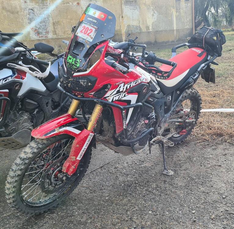 Honda Africa Twin CRF 1000L (2016 - 17) (4)