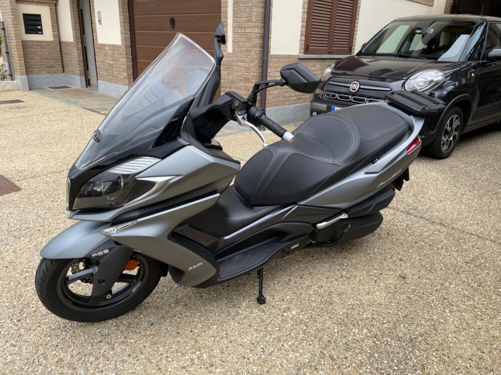 Kymco Downtown 350i ABS (2016 - 20) (2)