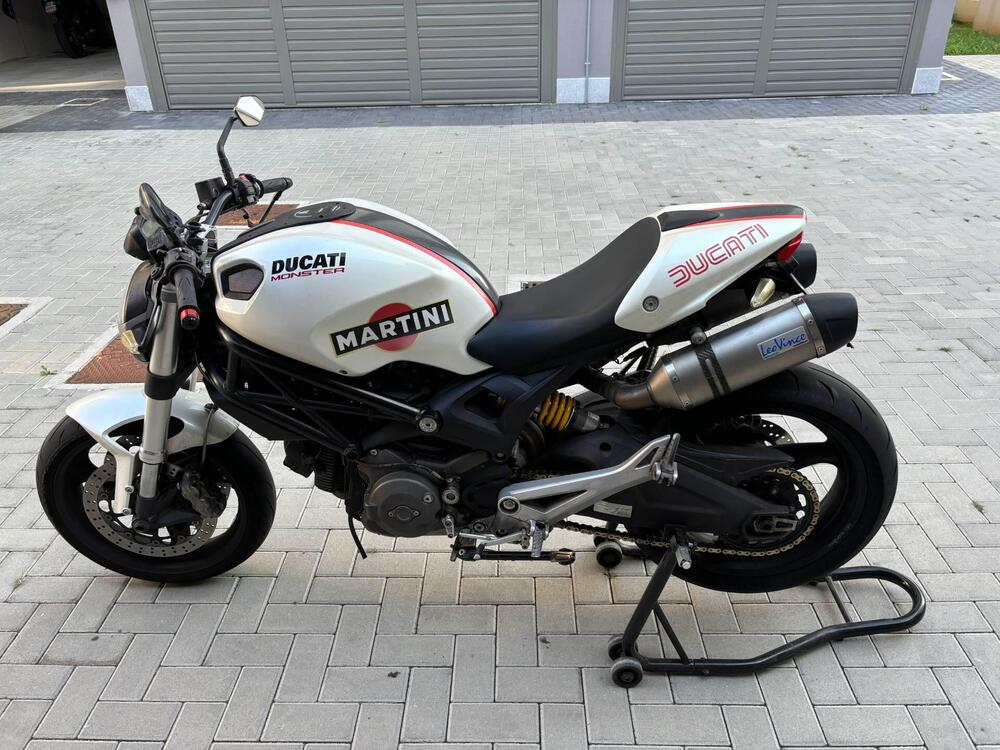 Ducati Monster 696 Plus (2007 - 14) (2)