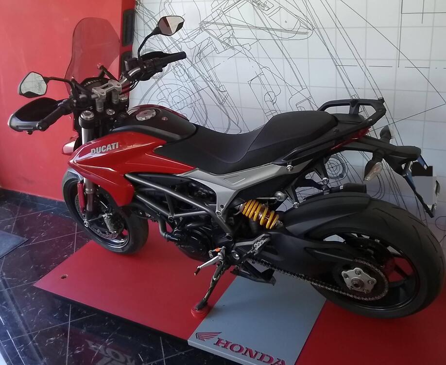 Ducati Hyperstrada 821 (2013 - 15) (5)