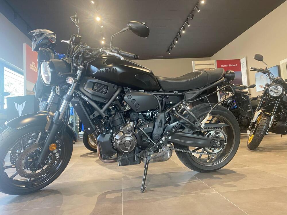 Yamaha XSR 700 ABS (2016 - 20) (2)