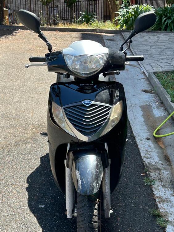 Honda SH 150 (2000 - 06) (3)