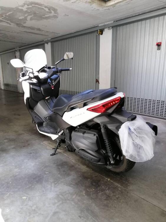 Yamaha X-Max 400 (2013 - 16) (3)