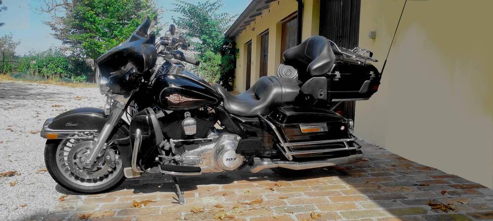 Harley-Davidson 103 Road King Classic (2013 - 16) - FLHRC