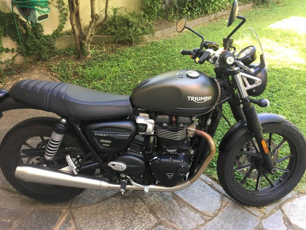 Triumph Street Twin 900 (2021 - 22)