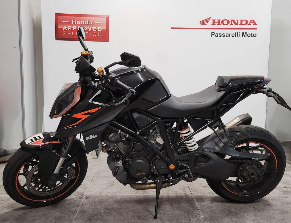 KTM 1290 Super Duke R ABS (2017 - 18) (3)