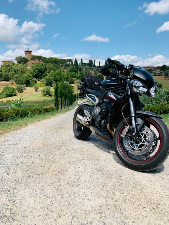 Triumph Street Triple RS (2020 - 22) (2)