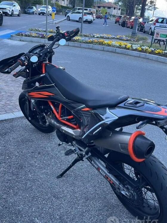 KTM 690 SMC R (2019 - 20) (2)