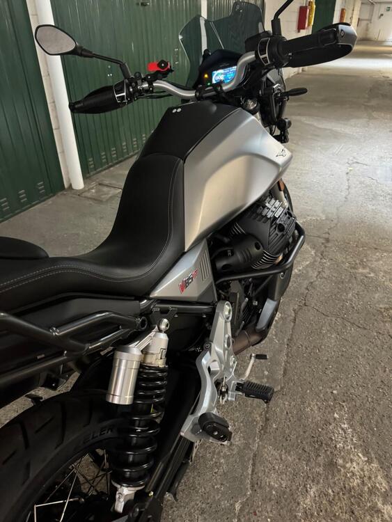 Moto Guzzi V85 TT (2019 - 20) (3)