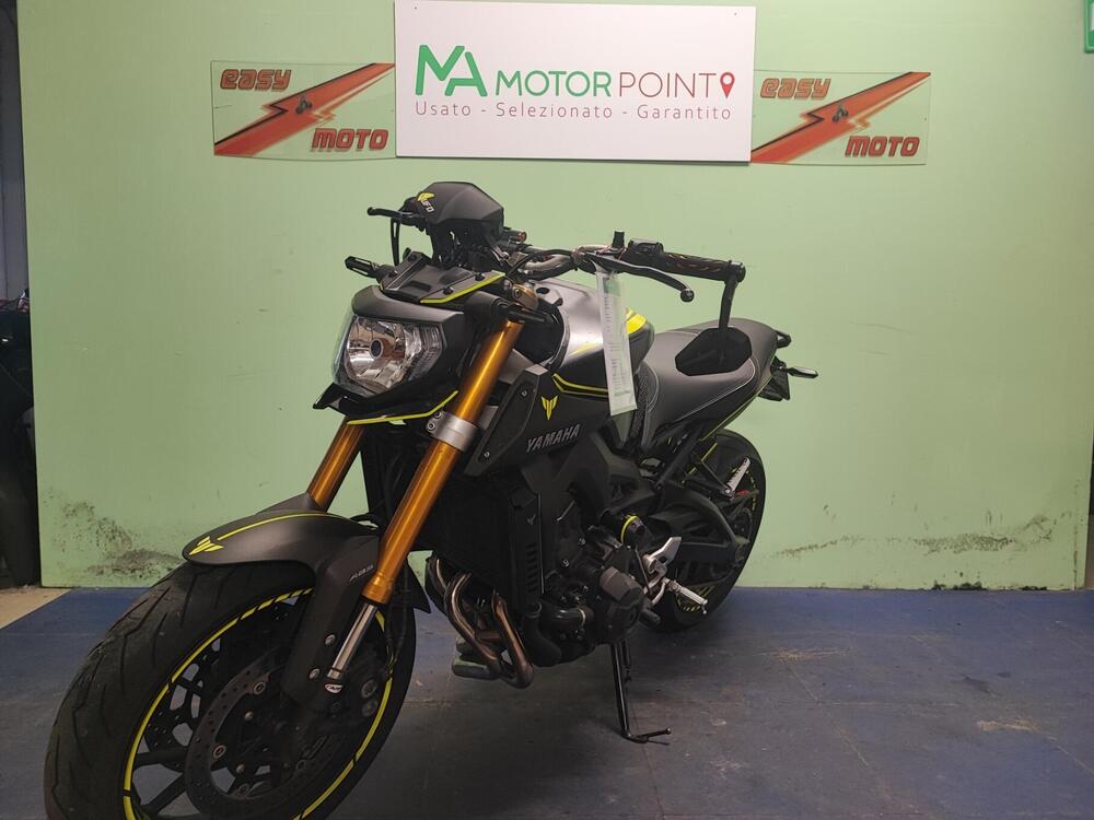 Yamaha MT-09 (2013 - 15) (2)