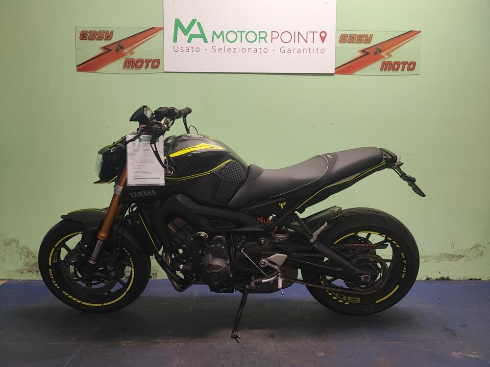 Yamaha MT-09 (2013 - 15) (4)