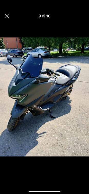 Yamaha T-Max 560 Tech Max (2020) (2)