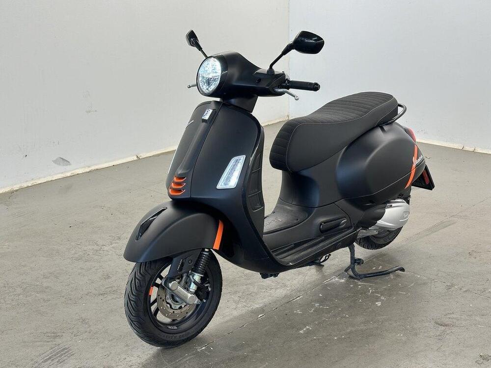 Vespa GTS 300 (2023 - 24)