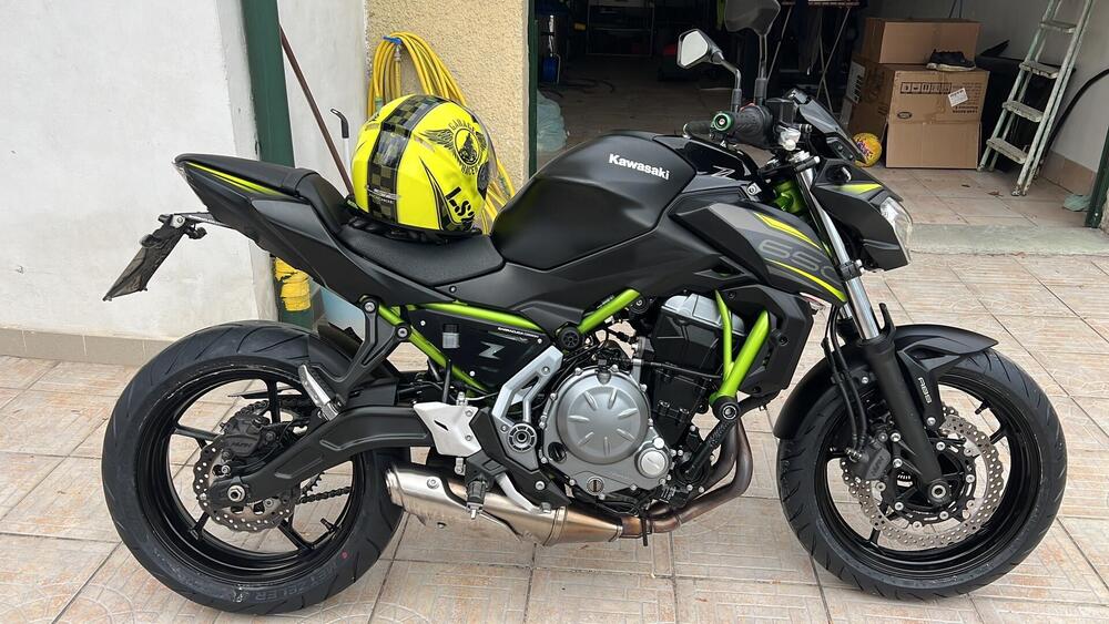 Kawasaki Z 650 (2017 - 19) (5)