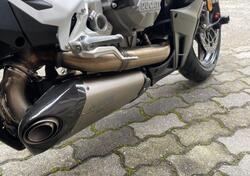 Vendo Terminale Akra per SFV2 Akrapovic