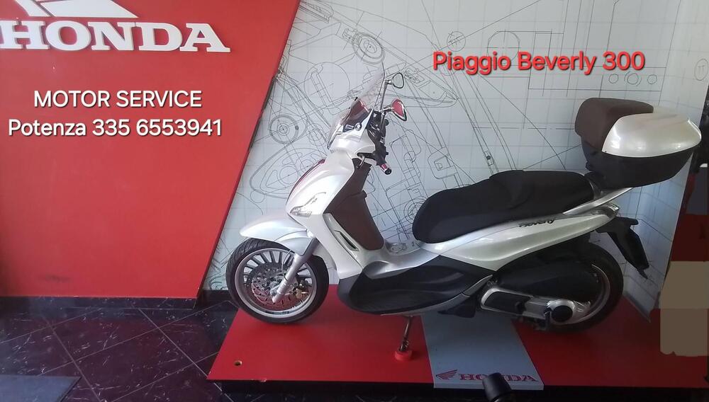 Piaggio Beverly 300 i.e. (2010 - 16)