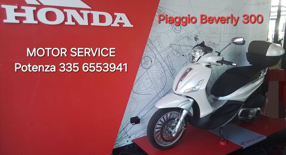 Piaggio Beverly 300 i.e. (2010 - 16) (2)