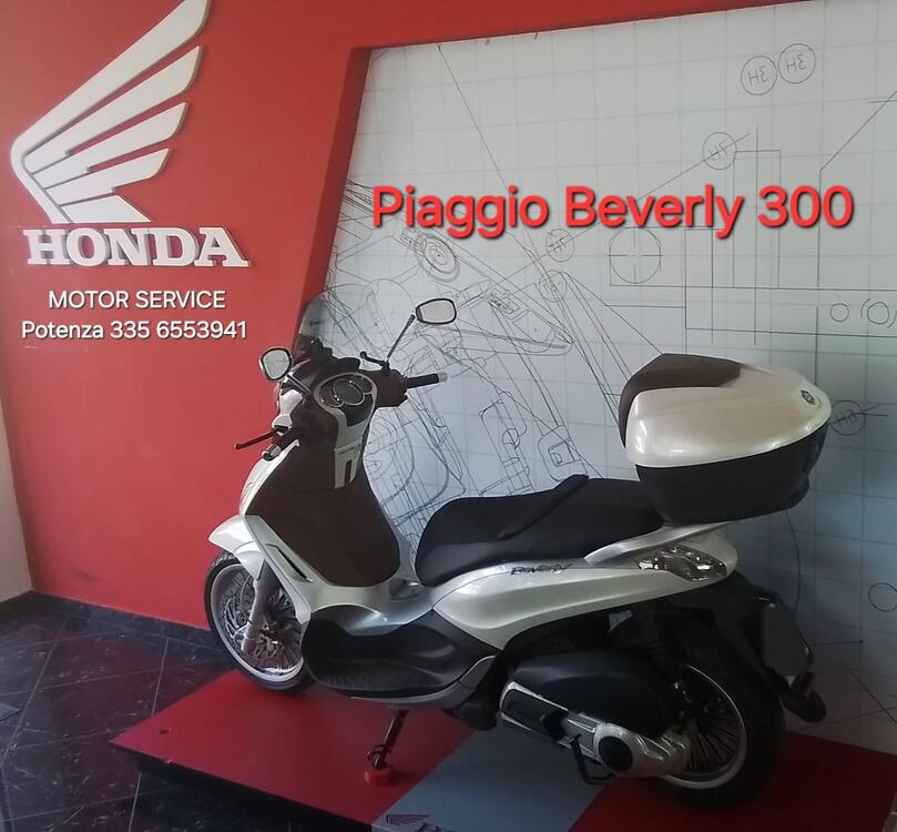 Piaggio Beverly 300 i.e. (2010 - 16) (5)