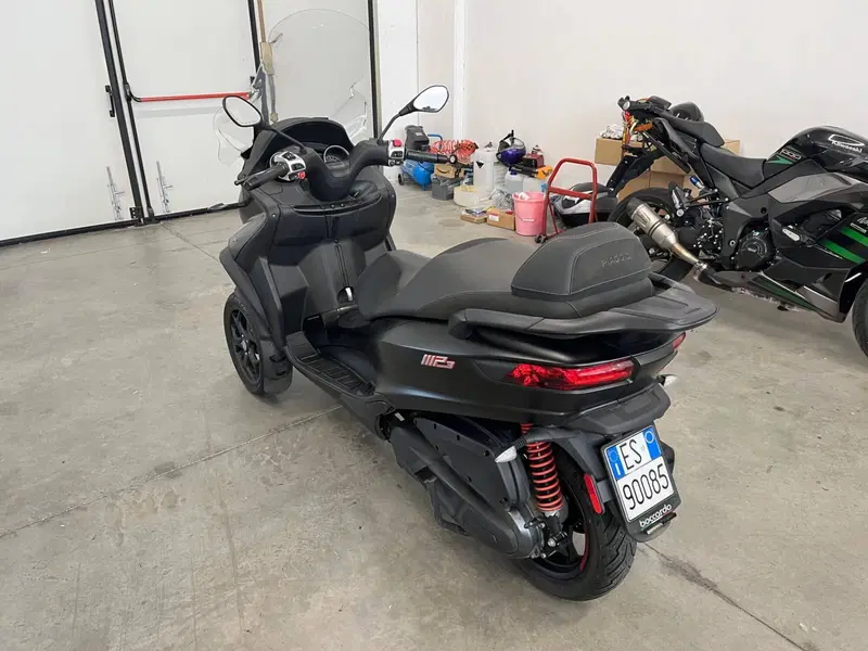 Piaggio Mp3 350 ie ABS (2020) (8)