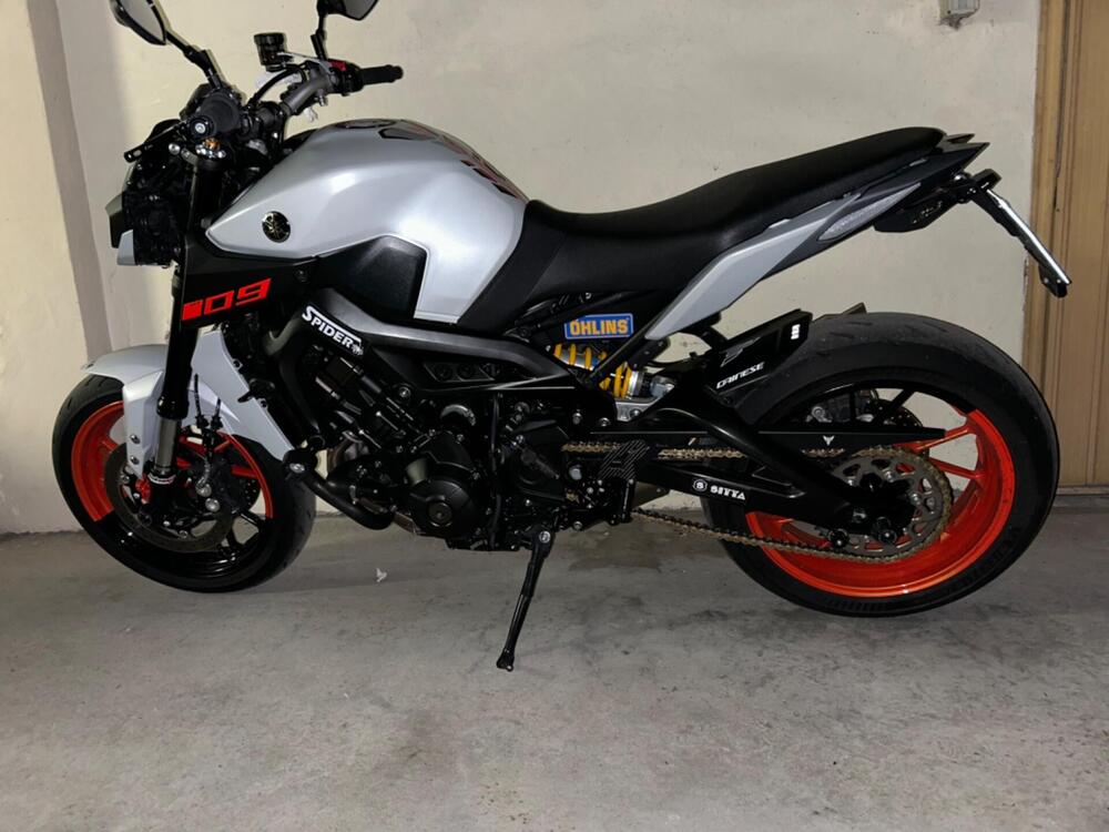 Yamaha MT-09 (2017 - 20) (3)