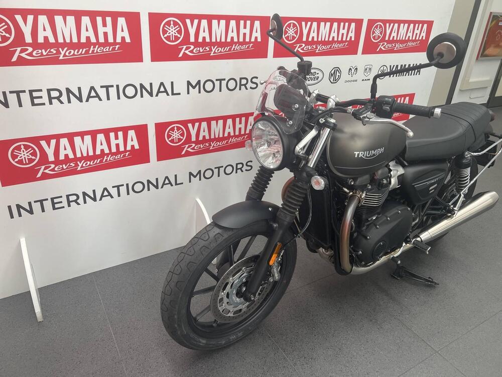 Triumph Street Twin 900 (2021 - 22) (4)