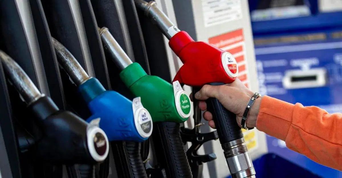 Firenze, benzina "annacquata": un distributore &egrave; sotto accusa. Ecco cos'&egrave; successo