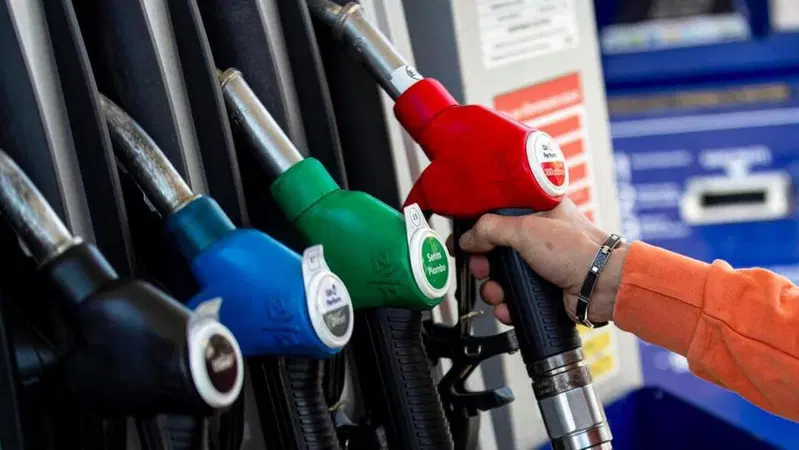 Firenze, benzina "annacquata": un distributore &egrave; sotto accusa. Ecco cos'&egrave; successo